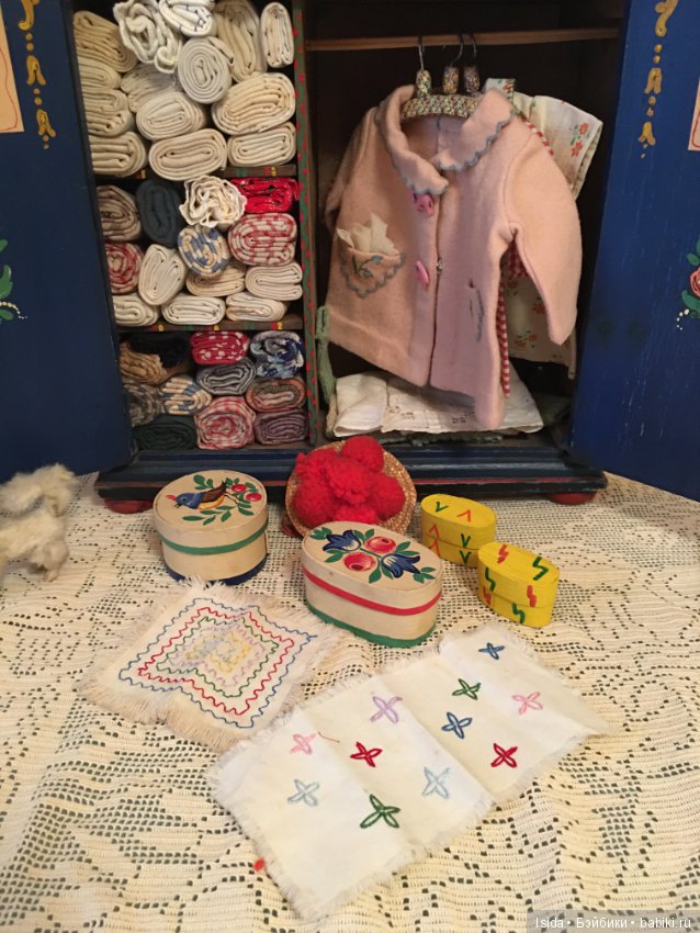 Интересная находка - оригинальный Kathe Kruse шкафчик