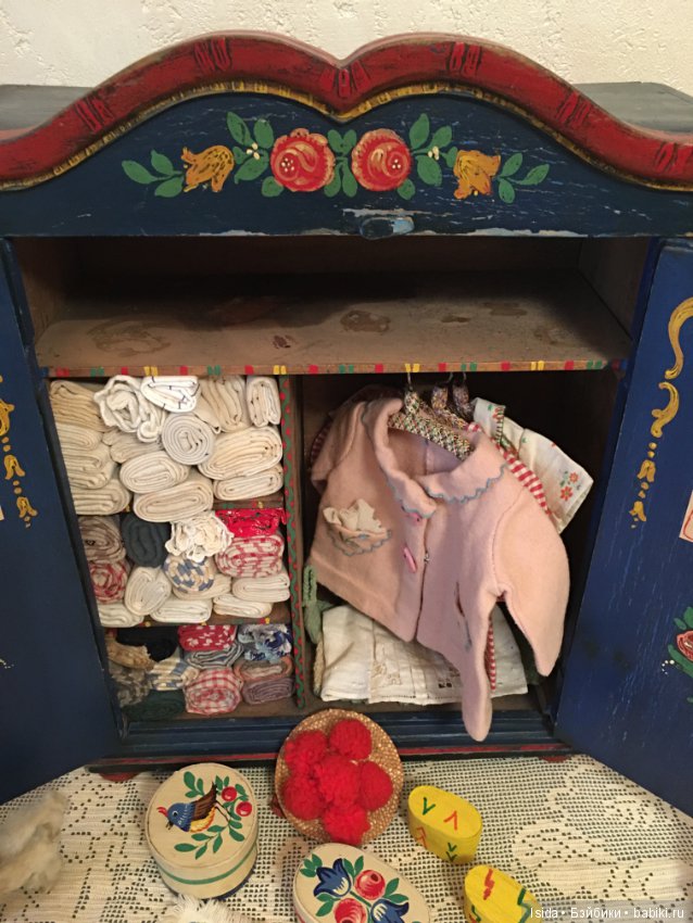 Интересная находка - оригинальный Kathe Kruse шкафчик