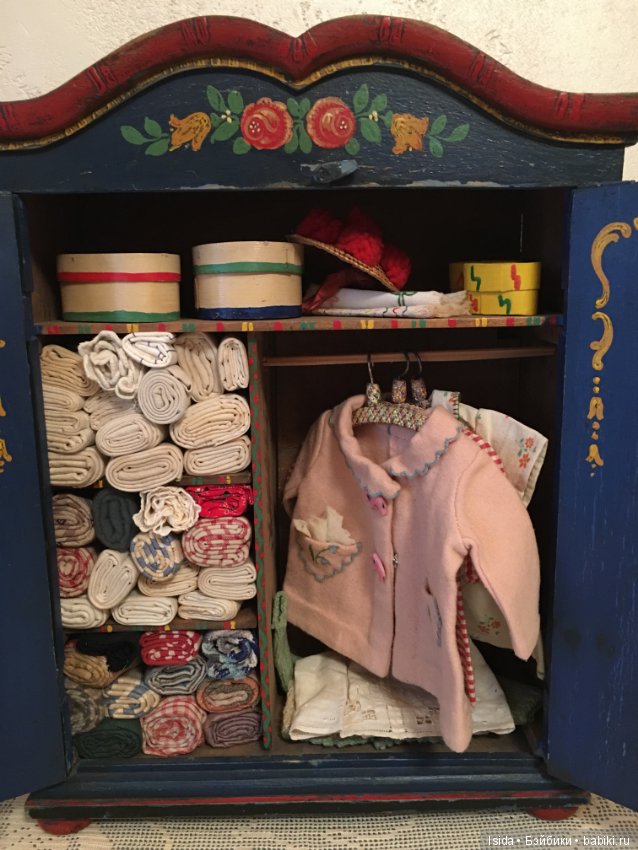 Интересная находка - оригинальный Kathe Kruse шкафчик