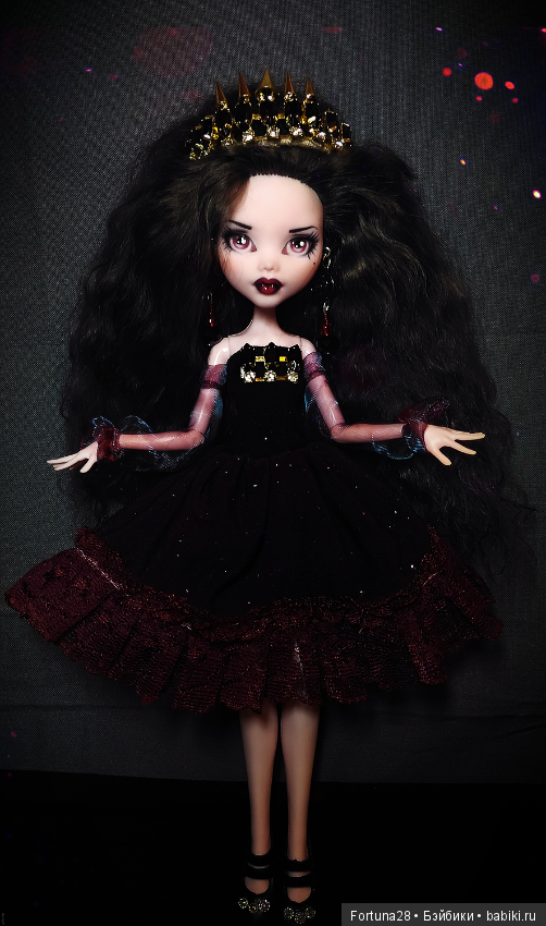 Вампирская принцесса - обновленный образ дочери Дракулы