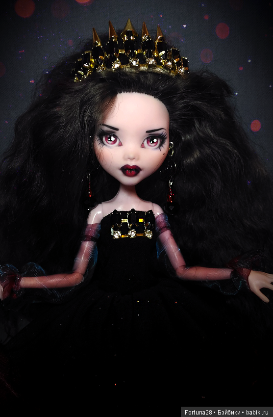 Вампирская принцесса - обновленный образ дочери Дракулы (фото 2)