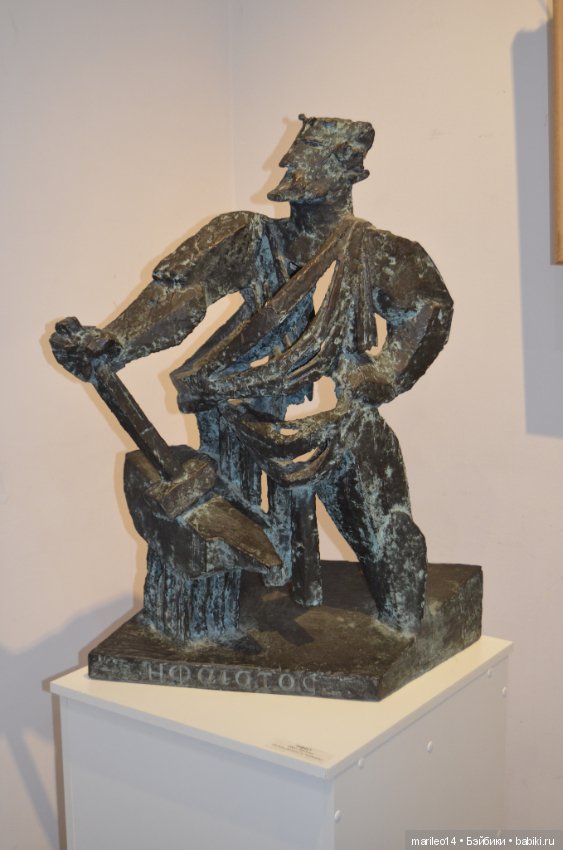 Выставка "Лев Сморгон. К 90-летию со дня рождения" с 19 октября по 8 декабря в Петербурге