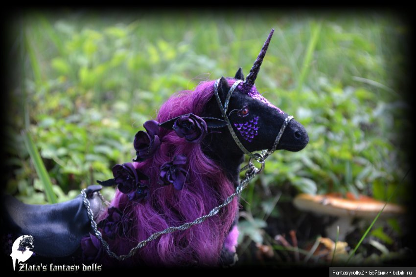 Волшебный готический единорог (фото 2)