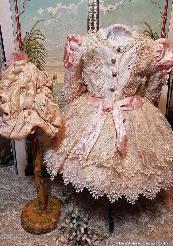 Продолжаются поиски фасона платья (фото 3)