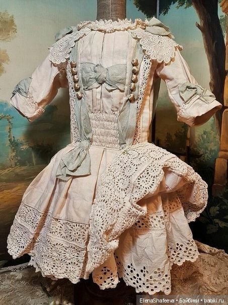 Продолжаются поиски фасона платья (фото 7)