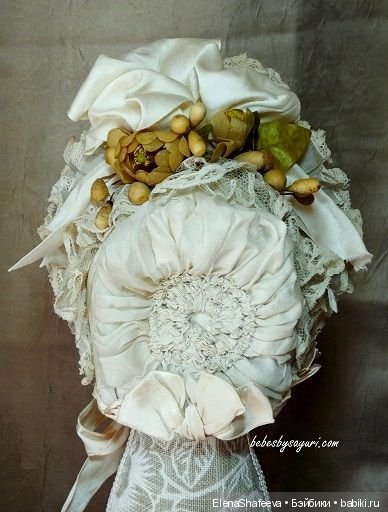 Какой же наряд без боннета