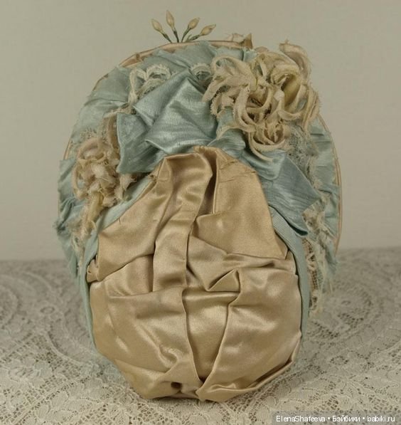 Какой же наряд без боннета