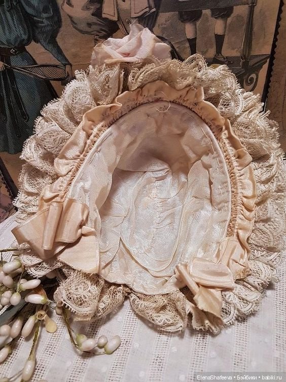 Какой же наряд без боннета