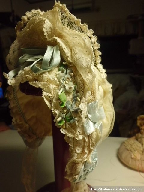 Какой же наряд без боннета