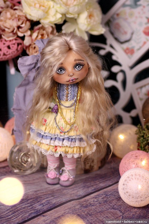 Коллекционная текстильная кукла (фото 4)