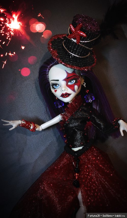 Карнавальная дива - готическая, таинственная, манящая (фото 8)