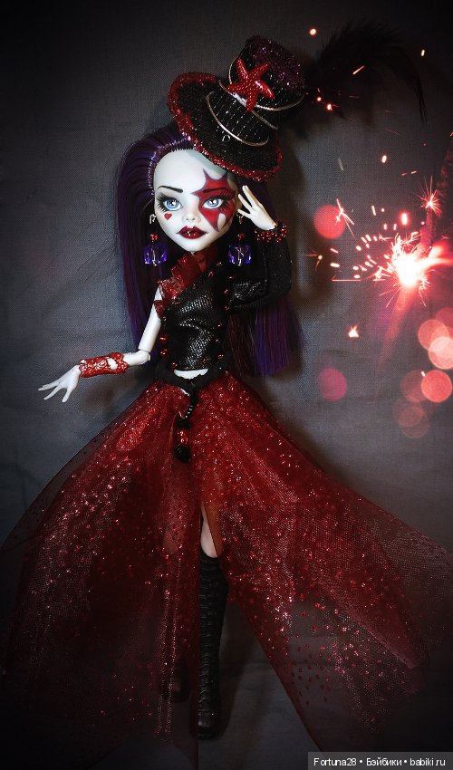 Карнавальная дива - готическая, таинственная, манящая (фото 10)