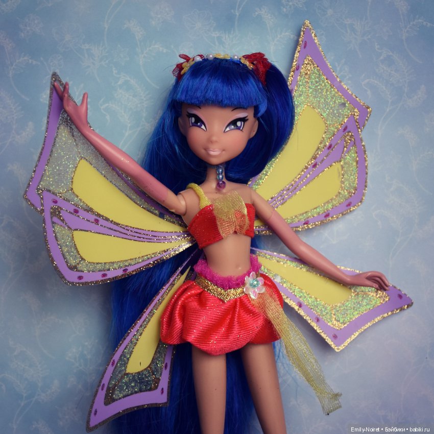 Муза - милая синеволосая девочка (фото 3)