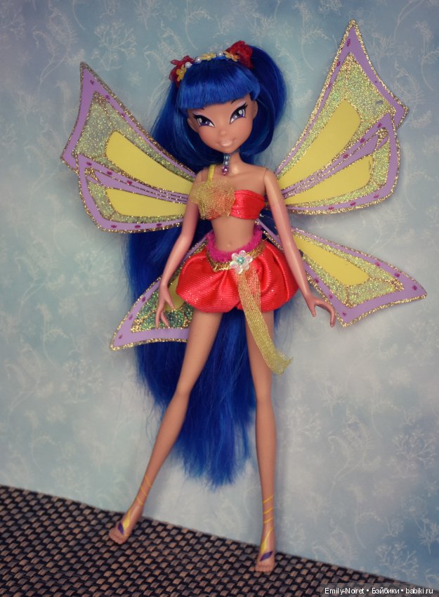 Муза - милая синеволосая девочка (фото 6)