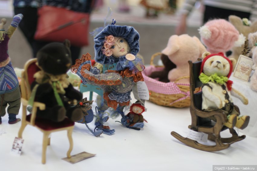 Выставка авторской куклы "Снежные аллеи" в г. Новосибирске
