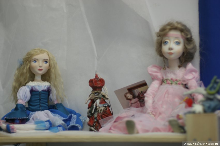 Выставка авторской куклы "Снежные аллеи" в г. Новосибирске