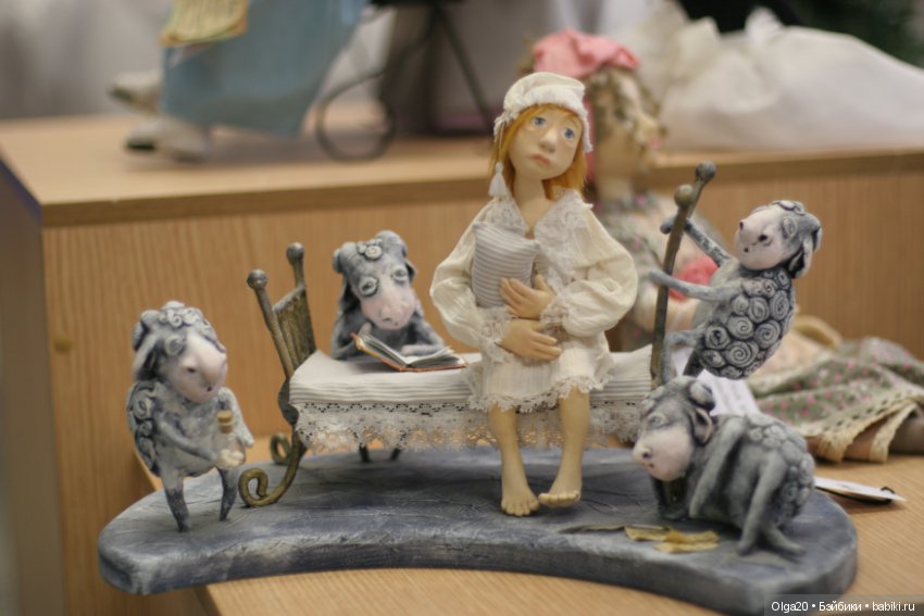 Выставка авторской куклы "Снежные аллеи" в г. Новосибирске