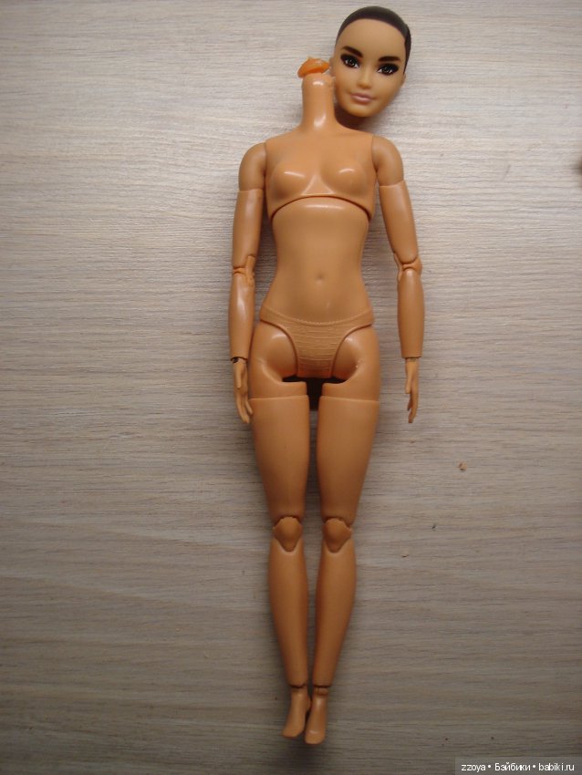 Новенькая — Куклы Barbie (Барби): Looks