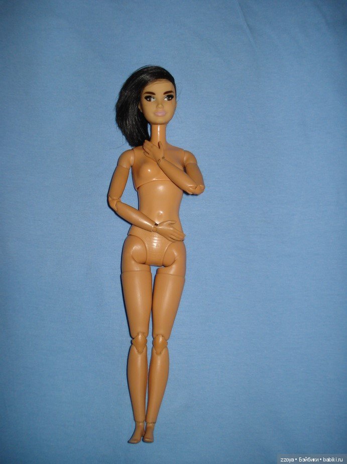 Новенькая — Куклы Barbie (Барби): Looks (фото 3)