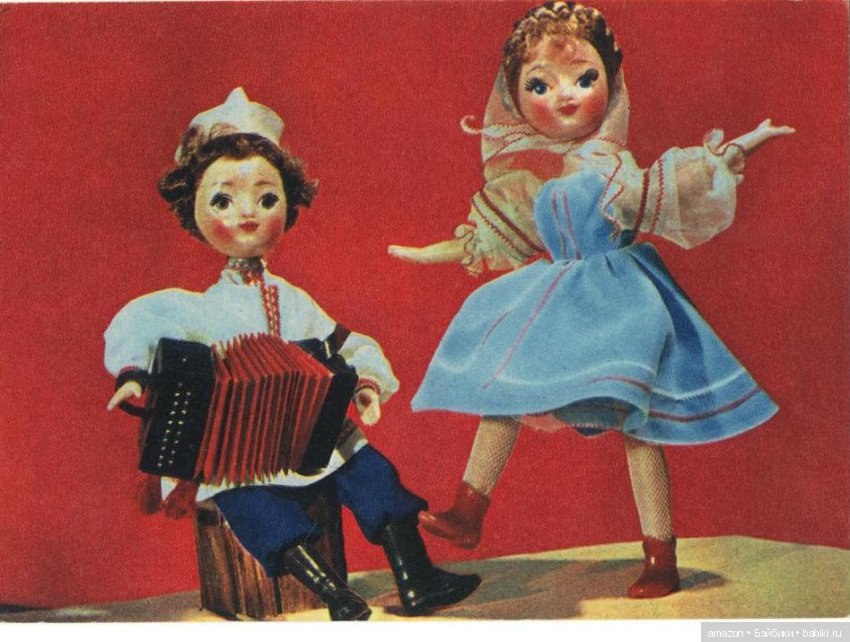 Серия открыток с куклами "Русский сувенир" и не только