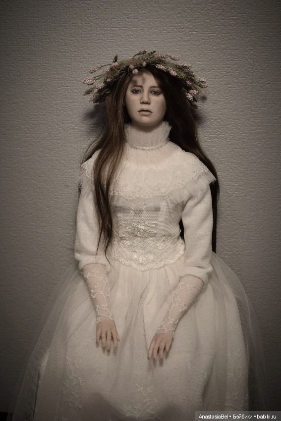 Белый вереск в твоих волосах... Как же звали тебя