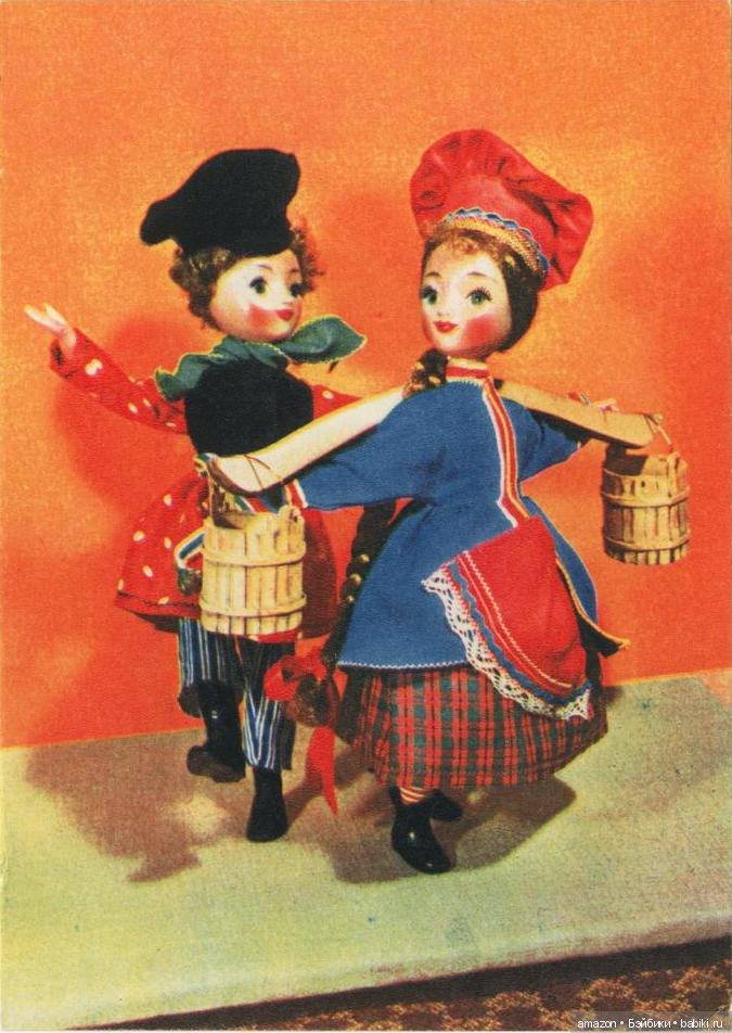 Серия открыток с куклами "Русский сувенир" и не только