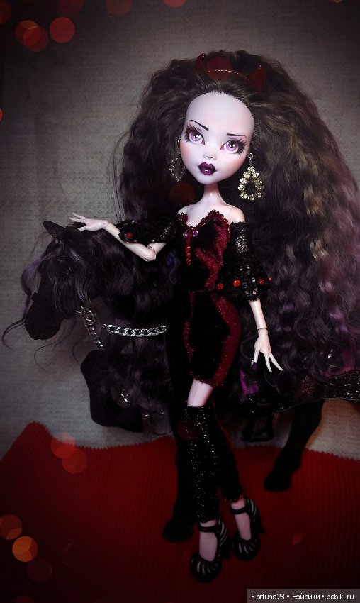 Дьявол носит рожки или роковая наездница (фото 4)