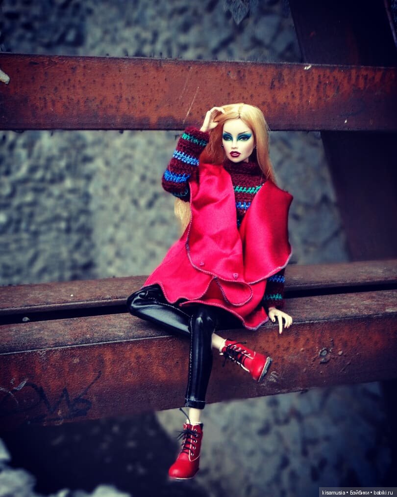 В одном мрачном городе — Куклы Integrity Toys (Интегрити): Poppy Parker