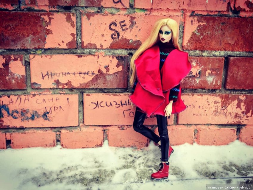 В одном мрачном городе — Куклы Integrity Toys (Интегрити): Poppy Parker