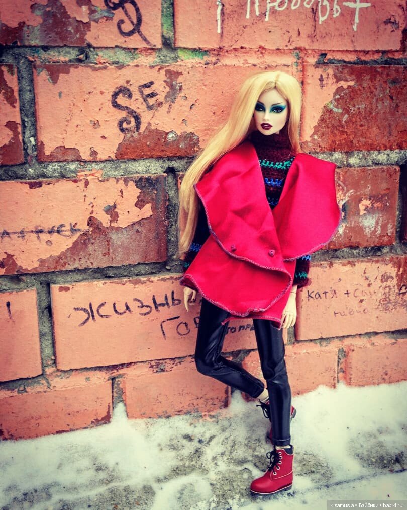 В одном мрачном городе — Куклы Integrity Toys (Интегрити): Poppy Parker