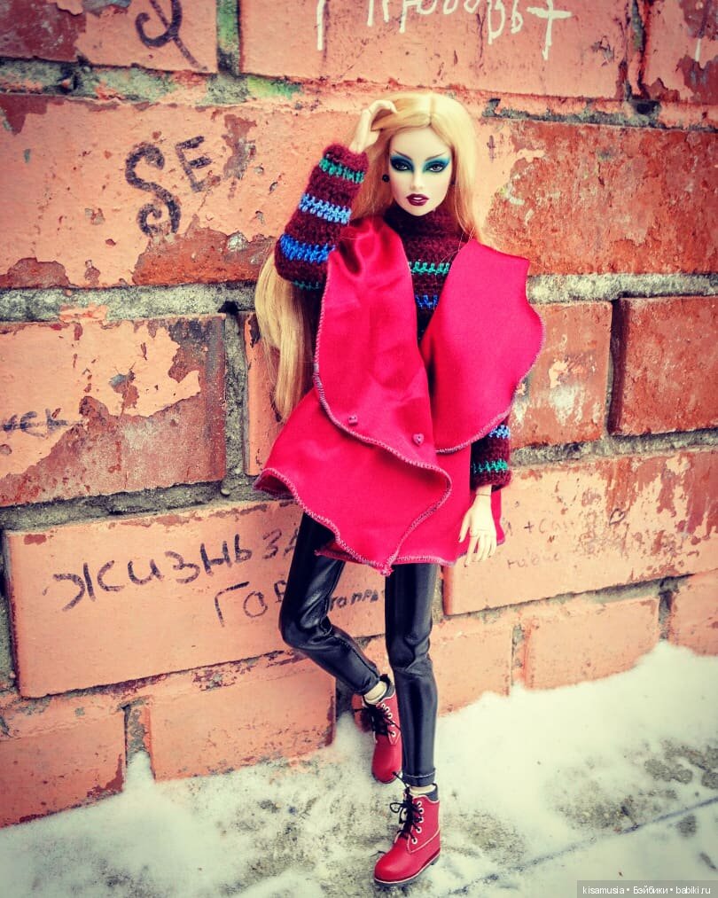 В одном мрачном городе — Куклы Integrity Toys (Интегрити): Poppy Parker