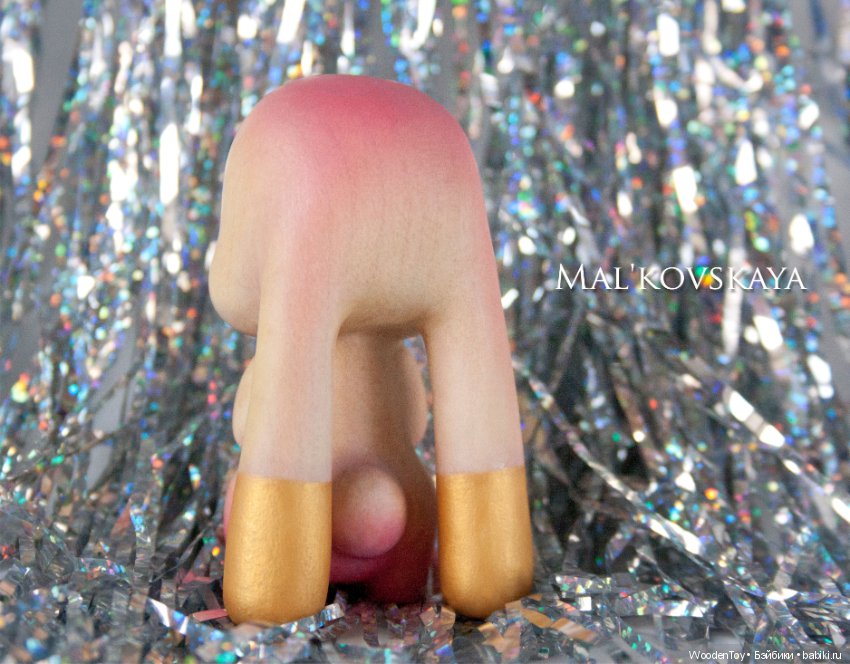 Кленовая зайка — Авторские игрушки из дерева: резьба (фото 3)