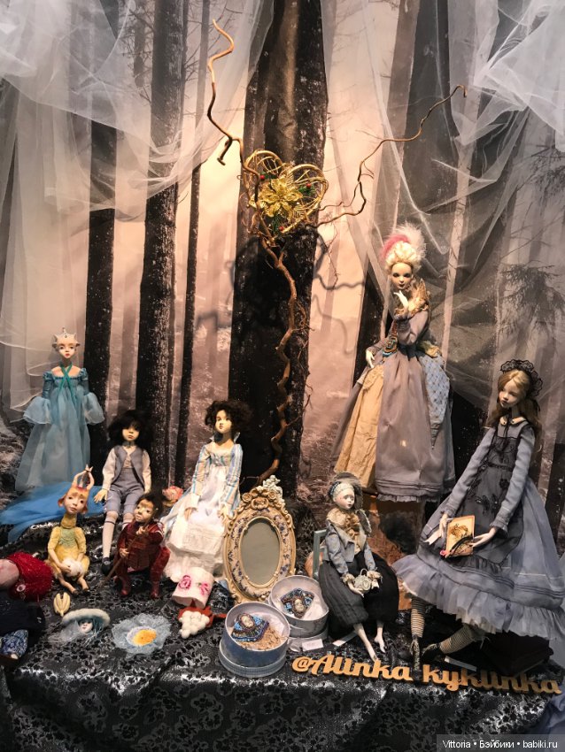Выставка кукол в Гостином дворе (Москва)