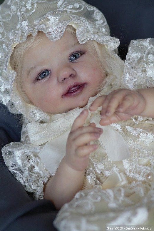 Прототип Abigail Smiling by Laura Tuzio Ross (фото 5)