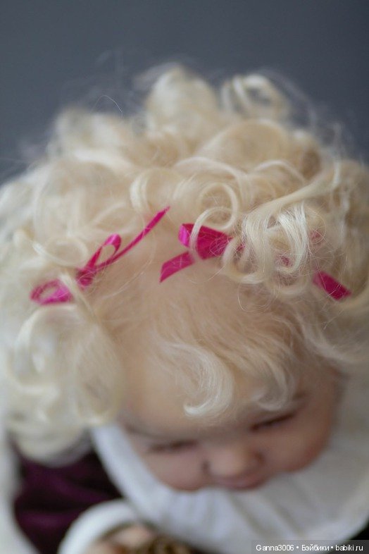 Прототип Abigail Smiling by Laura Tuzio Ross