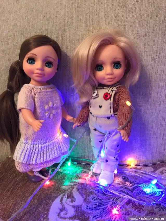 Розочка и Беляночка — Российские куклы Весна (фото 4)