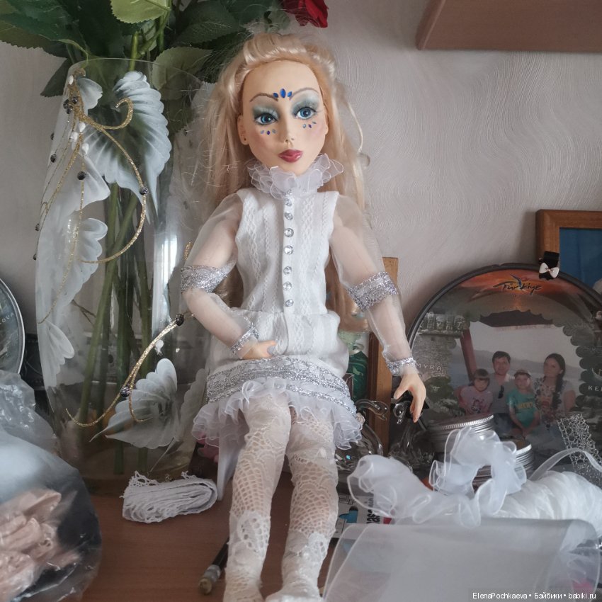 Волшебная Снегурочка, шарнирная интерьерная кукла