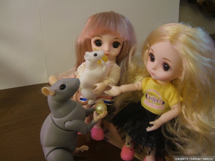 Две девчушки и незваные гости. Сказочка