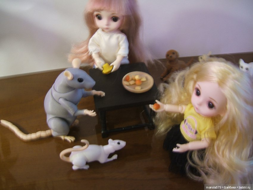 Две девчушки и незваные гости. Сказочка