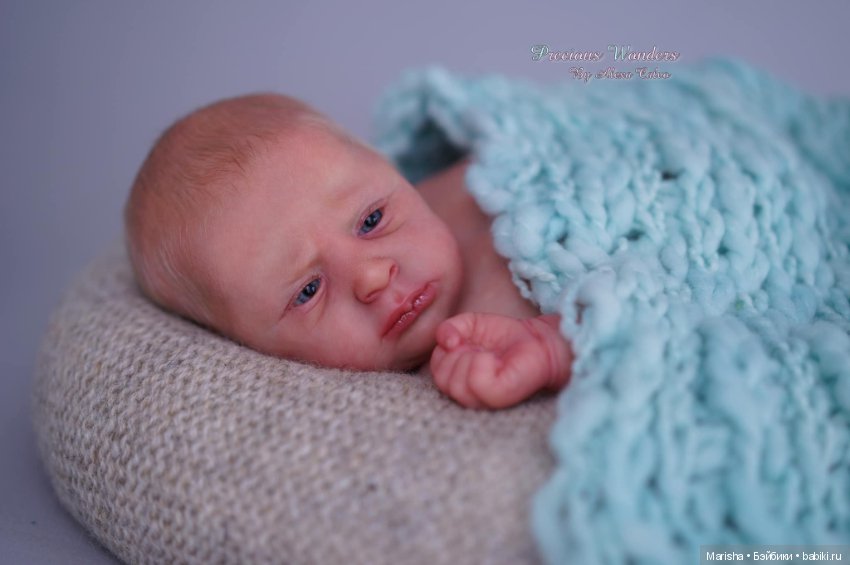 Jayden awake скульптора Natalie Scholl, автор прототипа Alexa Calvo