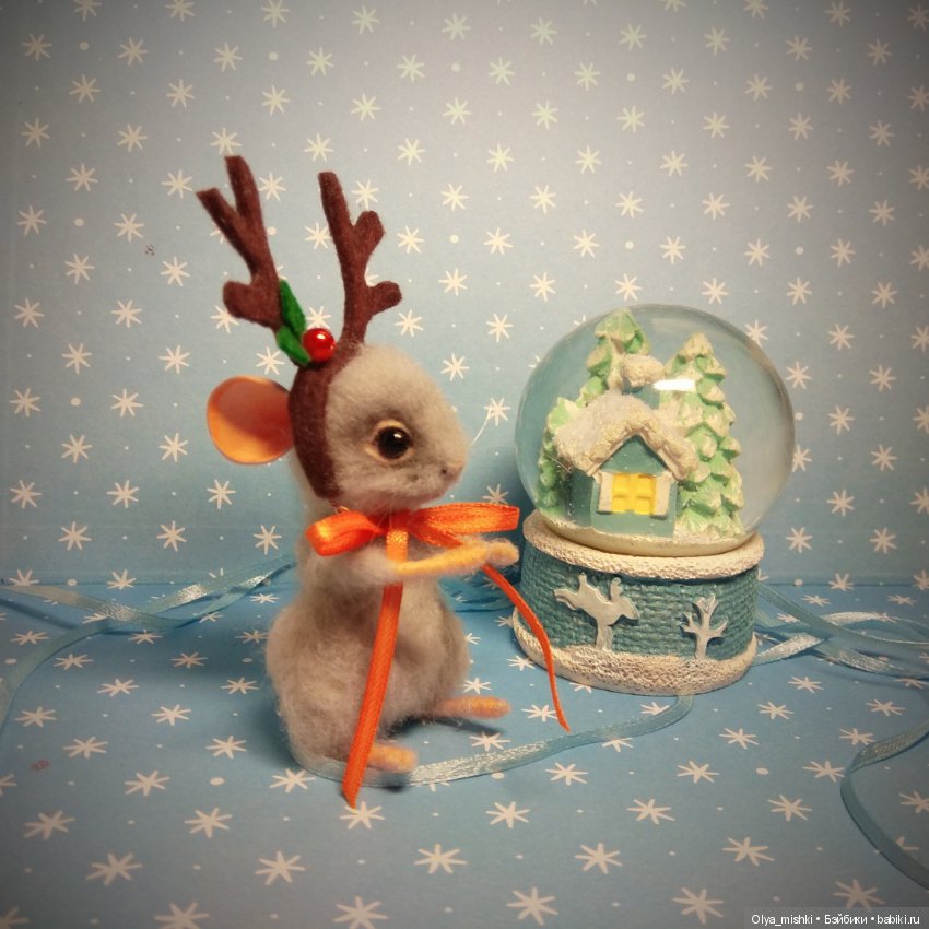 Он уже близко — Валяные игрушки из шерсти: сухое валяние (фото 8)