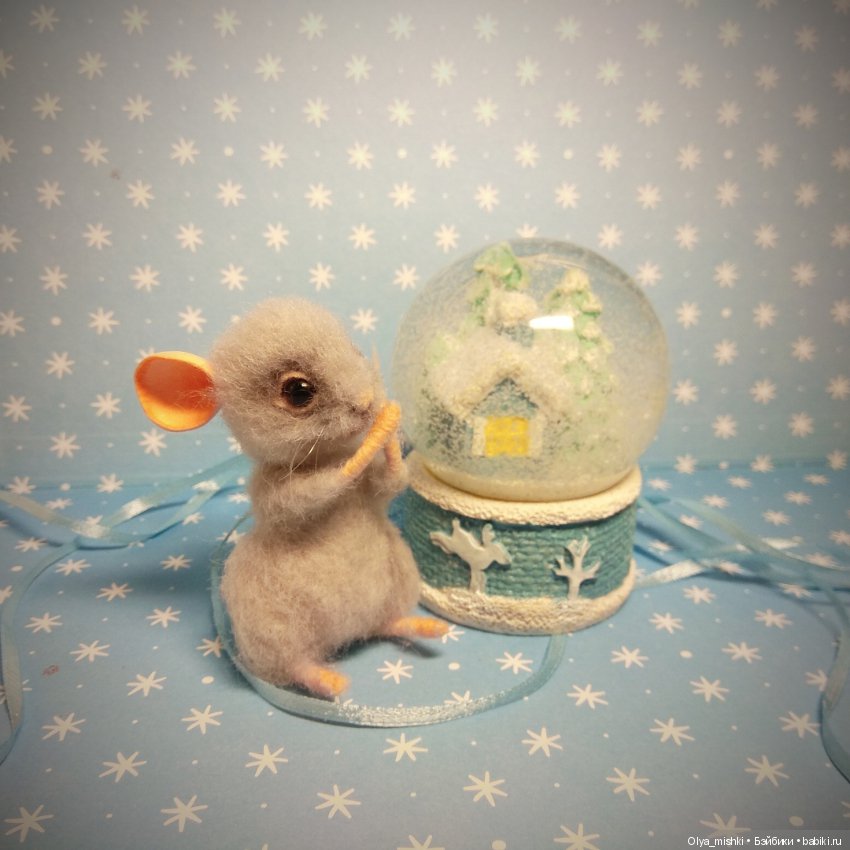 Он уже близко — Валяные игрушки из шерсти: сухое валяние (фото 6)