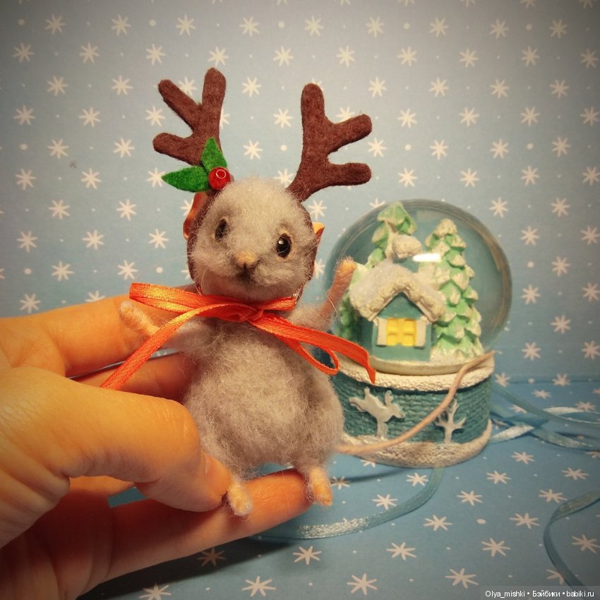 Он уже близко — Валяные игрушки из шерсти: сухое валяние (фото 10)