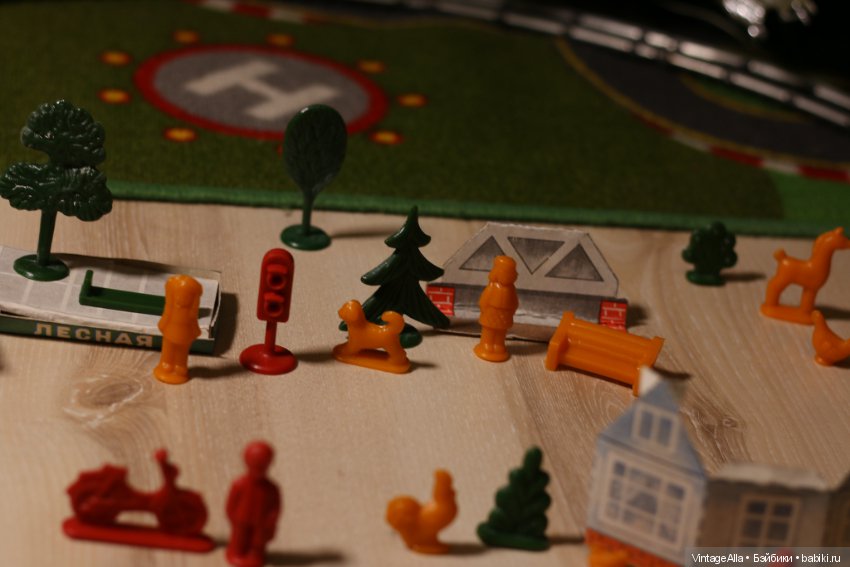 Железная дорога — Игрушки СССР и советского детства: резиновые (фото 5)