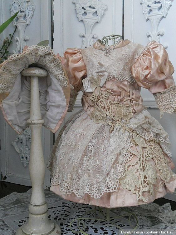 Фасоны платьев. Еще немного красоты (фото 10)