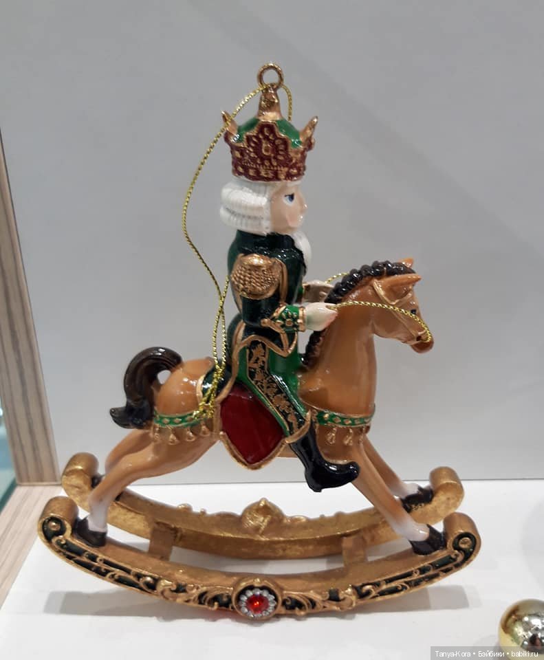 Новогодний декор. Что продают в магазинах