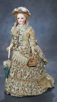 Модные куклы. Фасоны платья (фото 4)