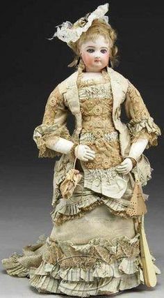 Модные куклы. Фасоны платья