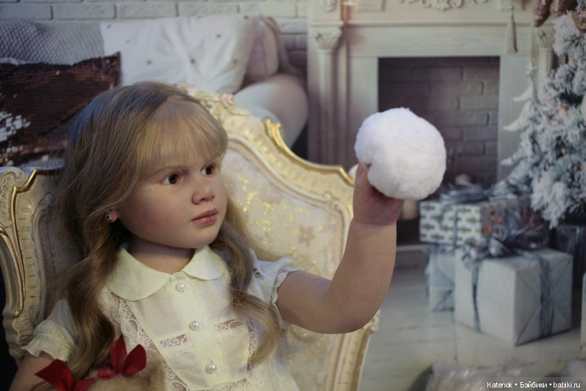 Моя любимая Габриелла с Новогодними фотографиями