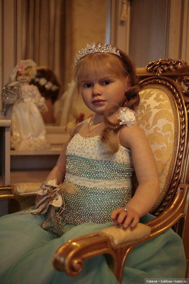 Моя любимая Габриелла с Новогодними фотографиями